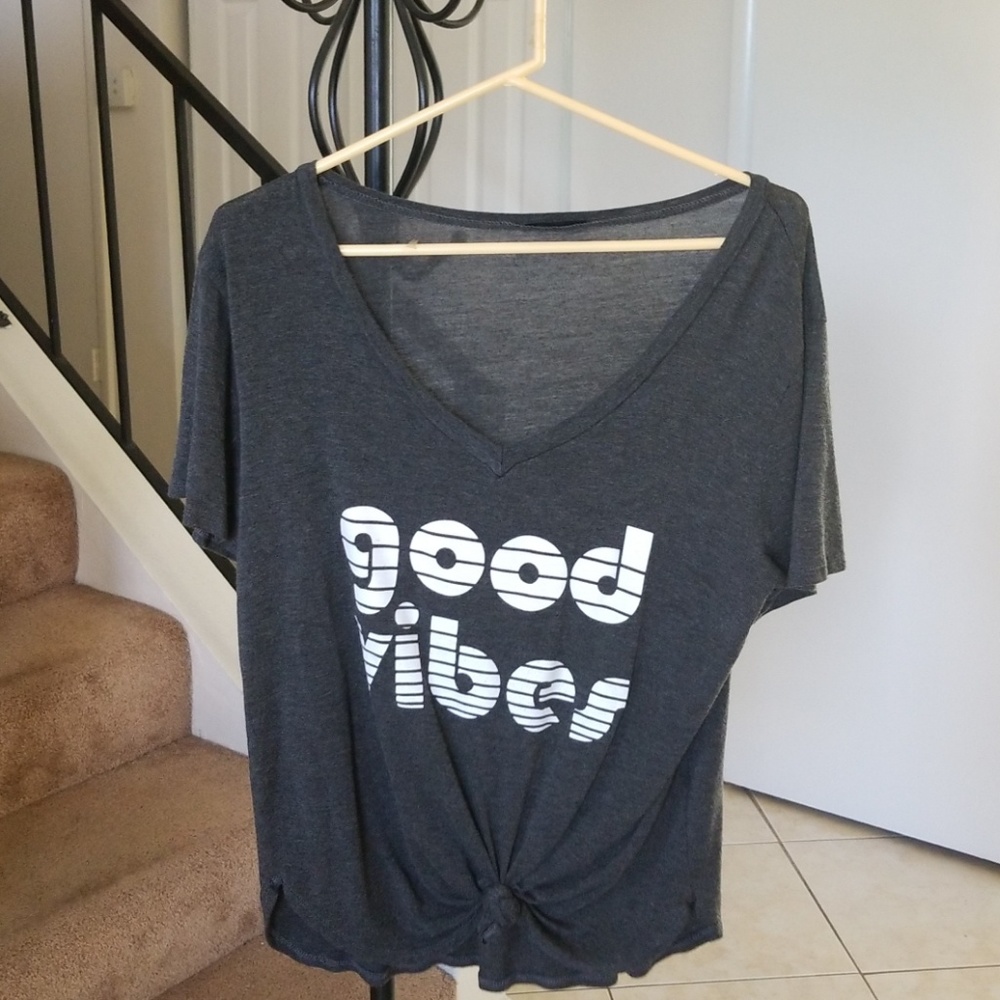 Good Bibes Womens Retro Tee